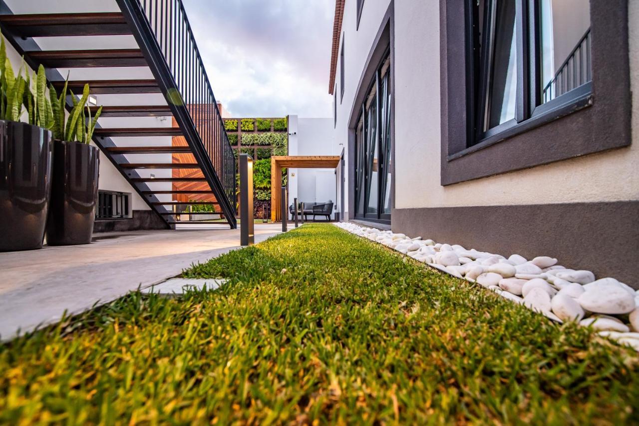 Villa Esmeralda ปอนตาเดลกาดา ภายนอก รูปภาพ