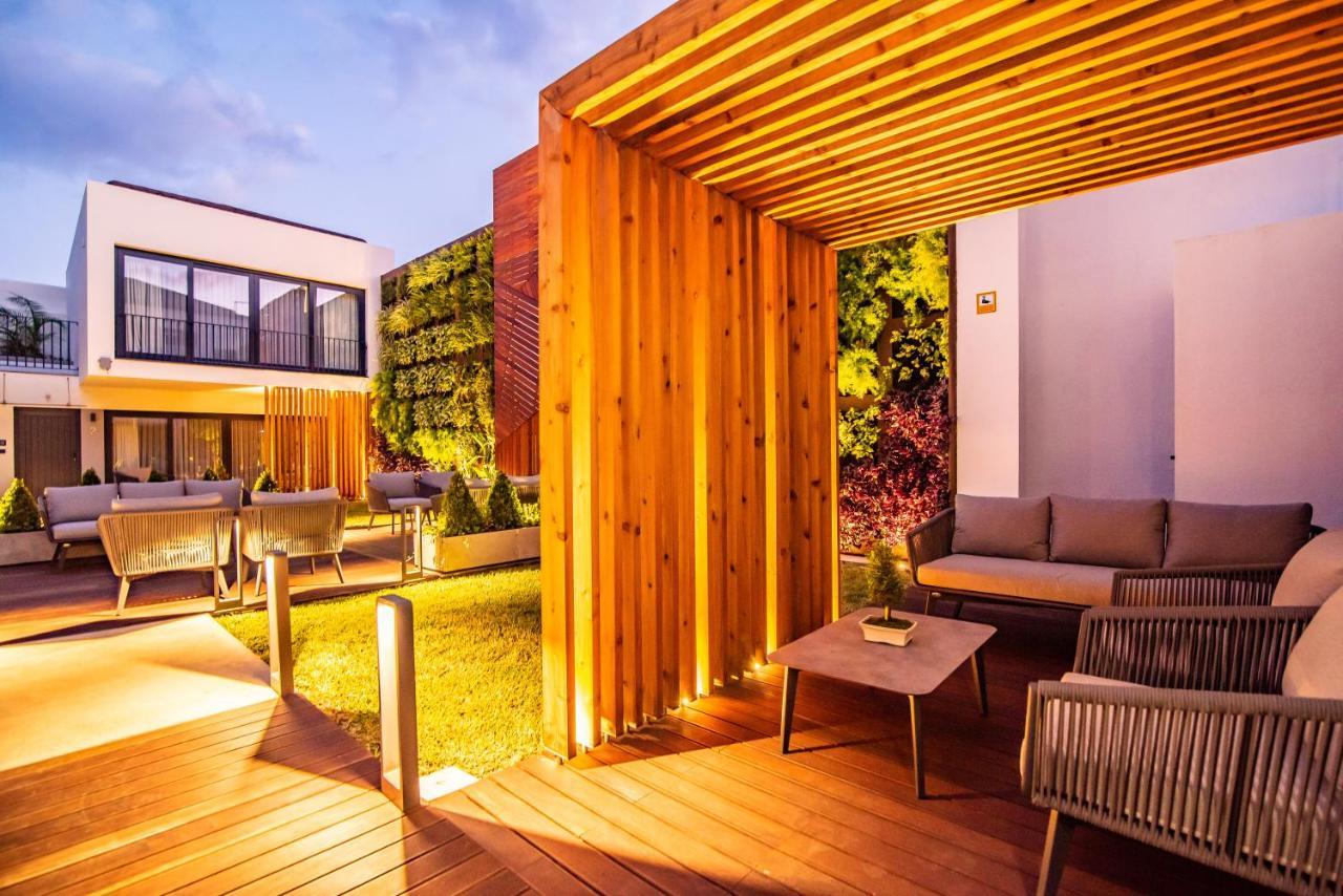 Villa Esmeralda ปอนตาเดลกาดา ภายนอก รูปภาพ