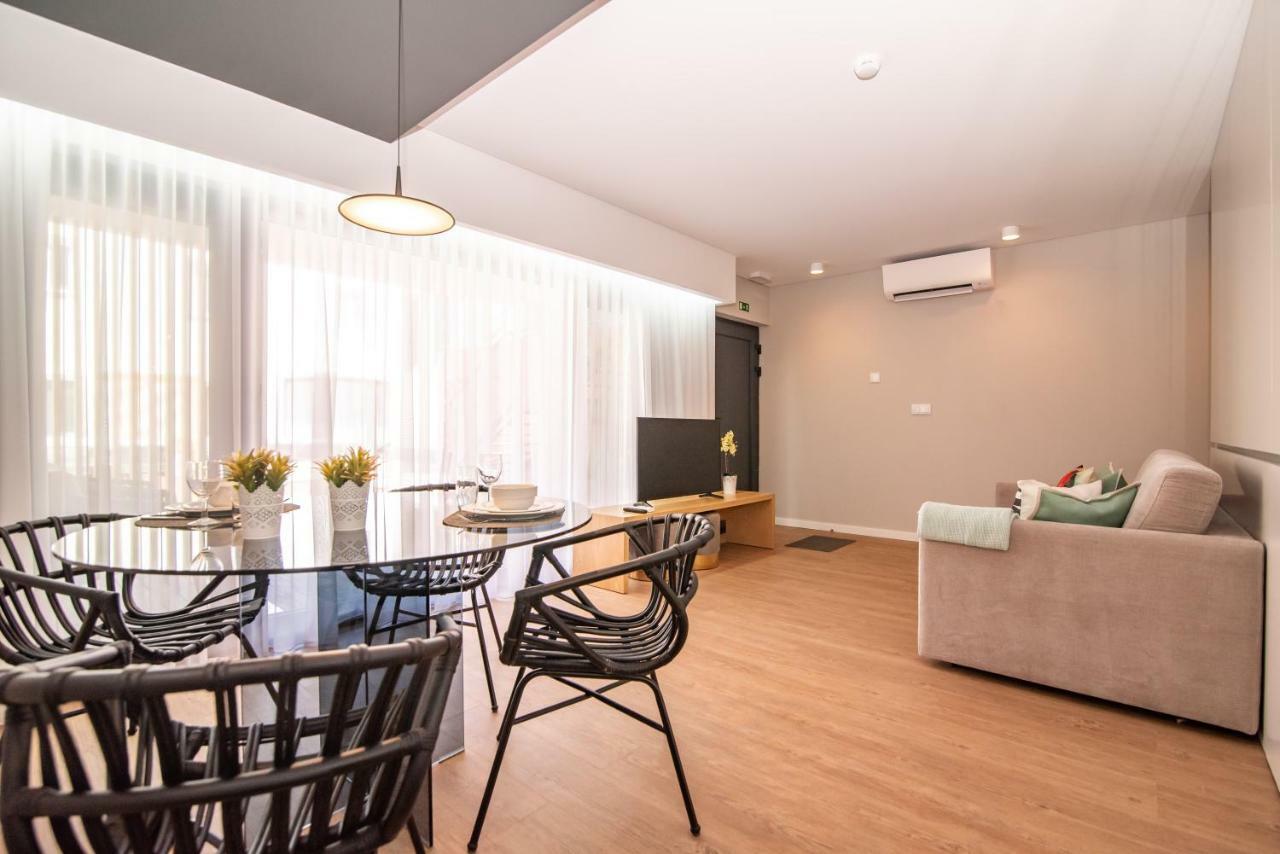 Villa Esmeralda ปอนตาเดลกาดา ภายนอก รูปภาพ